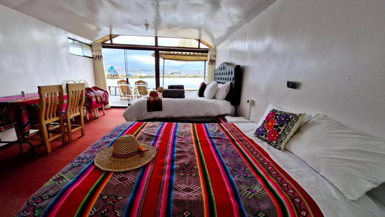 Uros Utasa Lodge 푸노 외부 사진